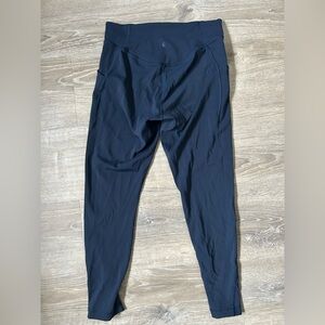 Wunder Under Lululemon smoothcover tight with pockets 25”